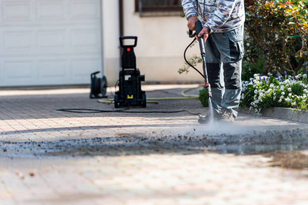 Best Pressure Washing Contractors  in Greenville, RI